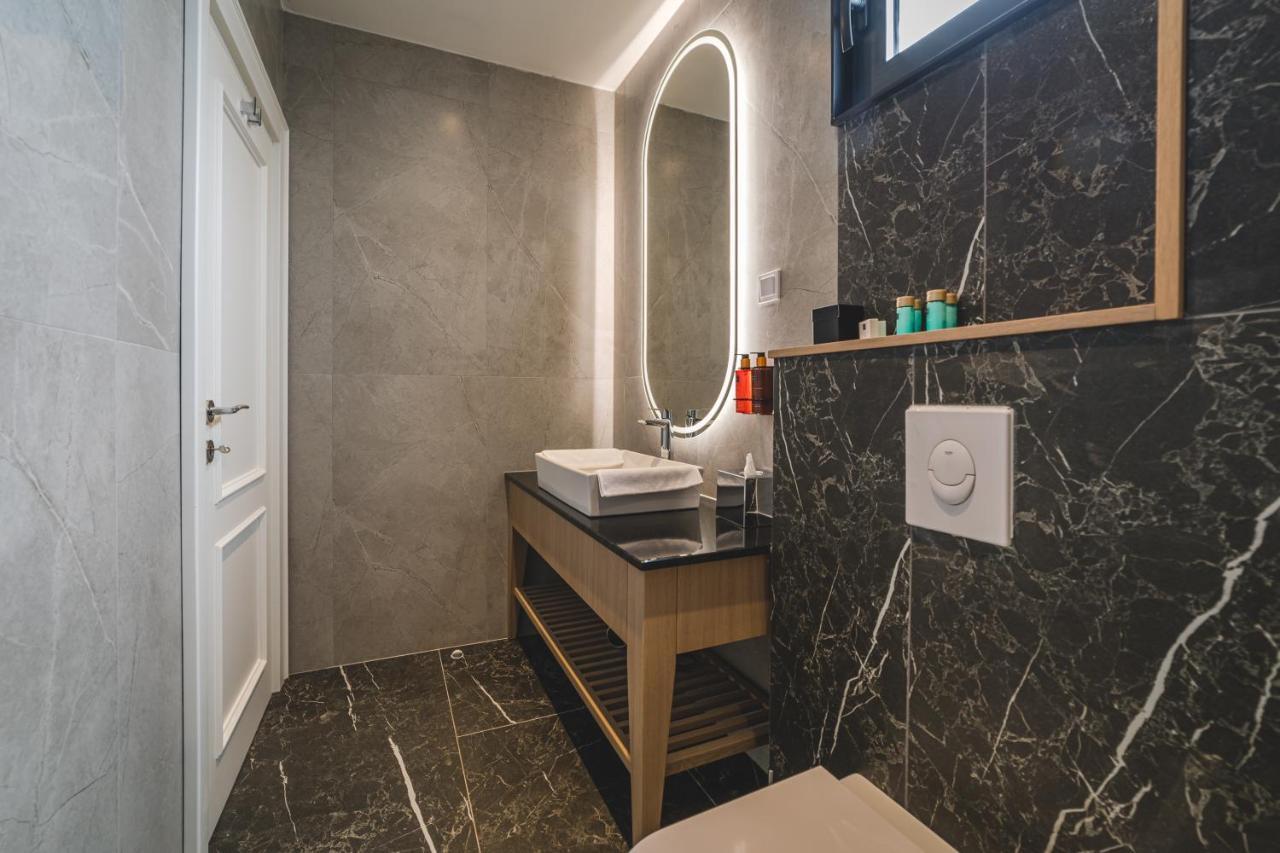 Kalamper Apartments Dobra Voda Esterno foto